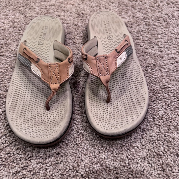 ๐๐ 3/$30 Sperry TopSider Flip Flops with original box Size 7 - Picture 8 of 8